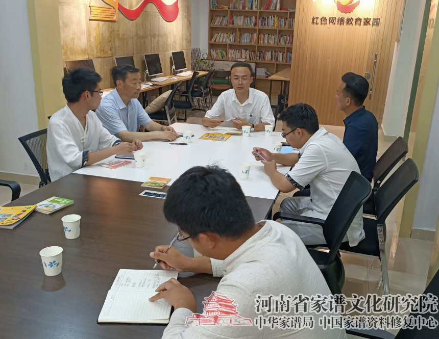 金濤副院長(zhǎng)應(yīng)邀出席“中華優(yōu)秀傳統(tǒng)文化進(jìn)社區(qū)巡講啟動(dòng)儀式”籌備會(huì)議 (2).jpg